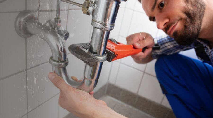 Professional same day plumber services in Bowie, TX